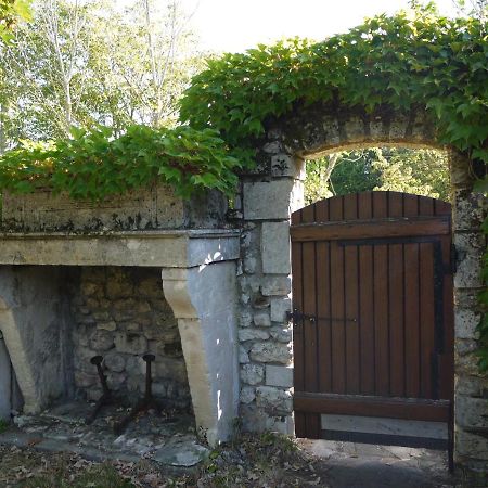Traditional Charentais cottage near Royan Balanzac Extérieur photo